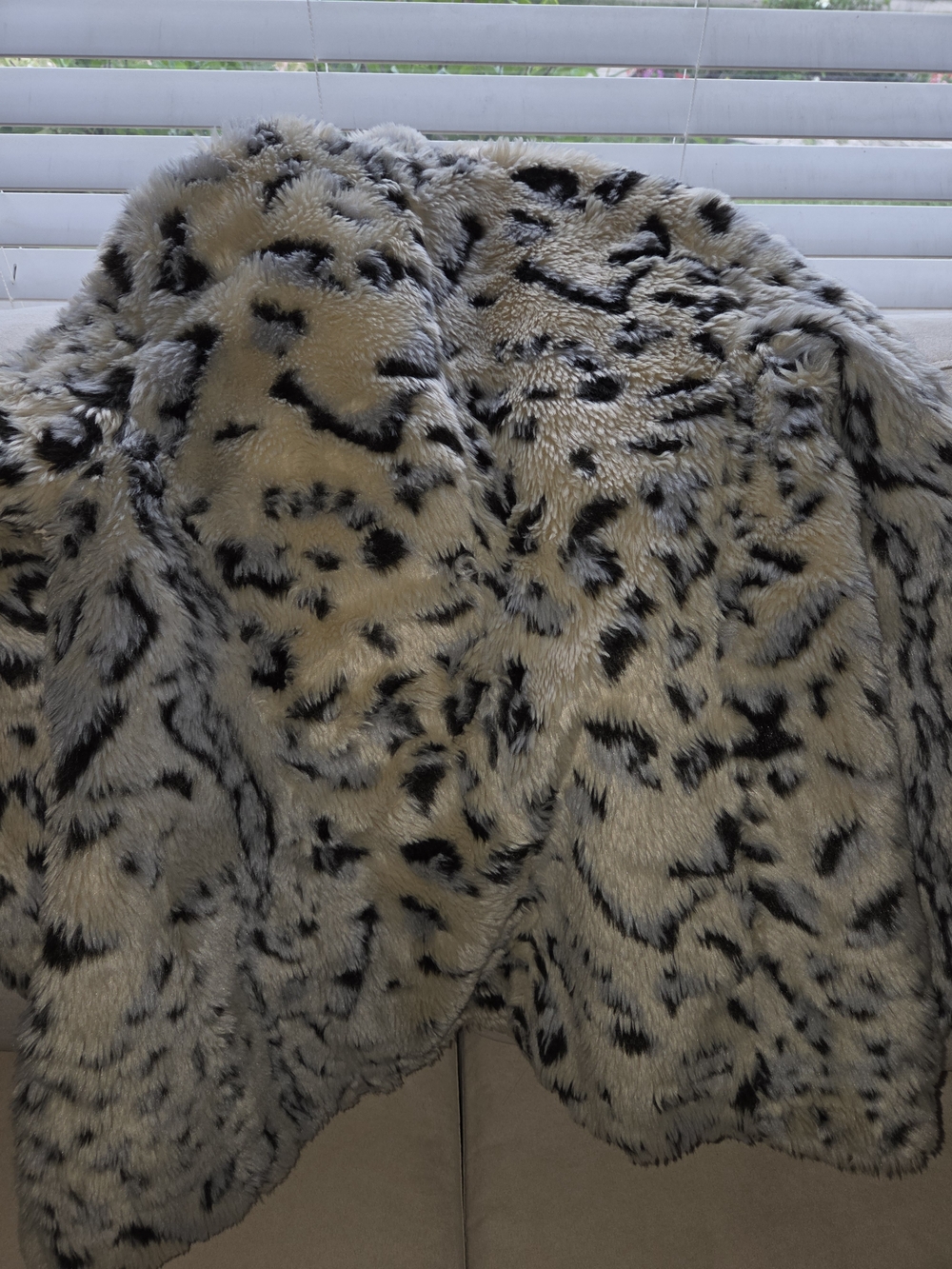 Faux Fur Leopard-Print Coat - Black & Cream